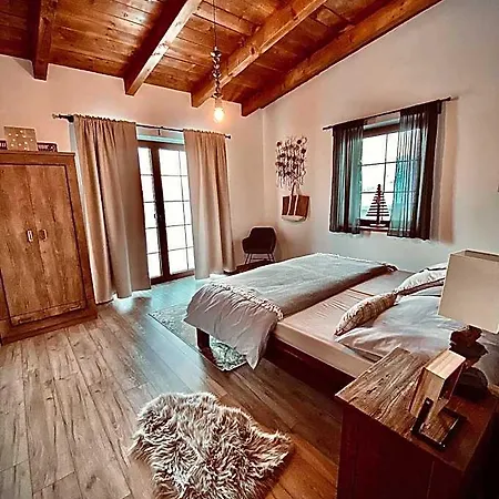 Hacienda Na Orave